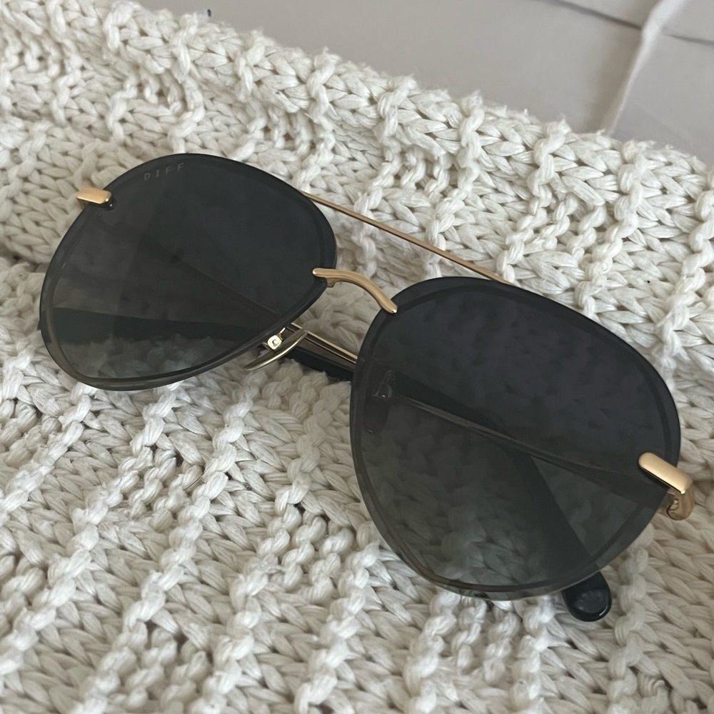 Diff Lenox Gold Black Gradient Polarized Sunglass… - image 6